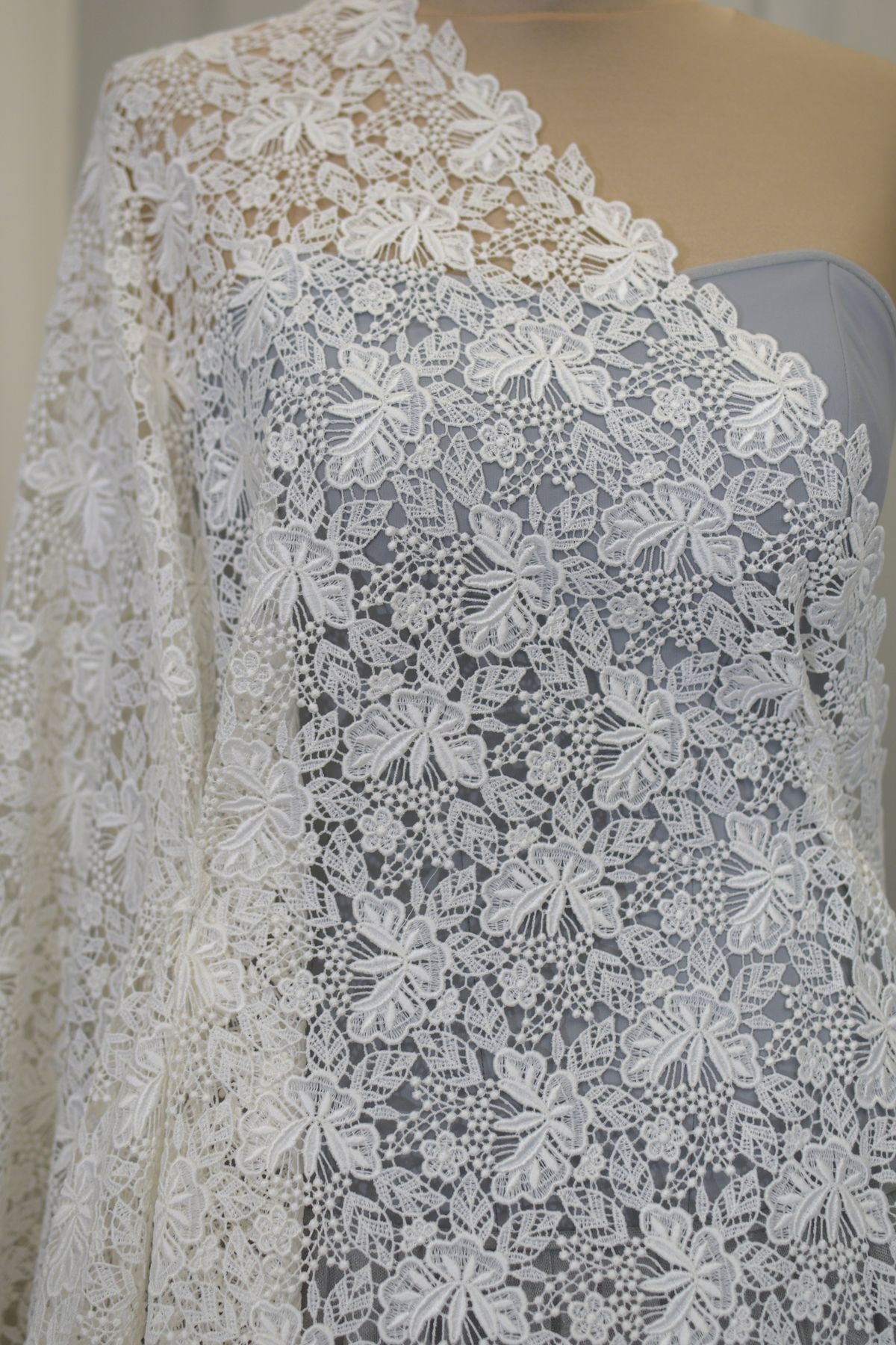 pizzo macrame bianco seta h cm 135 Art 0793LMBS